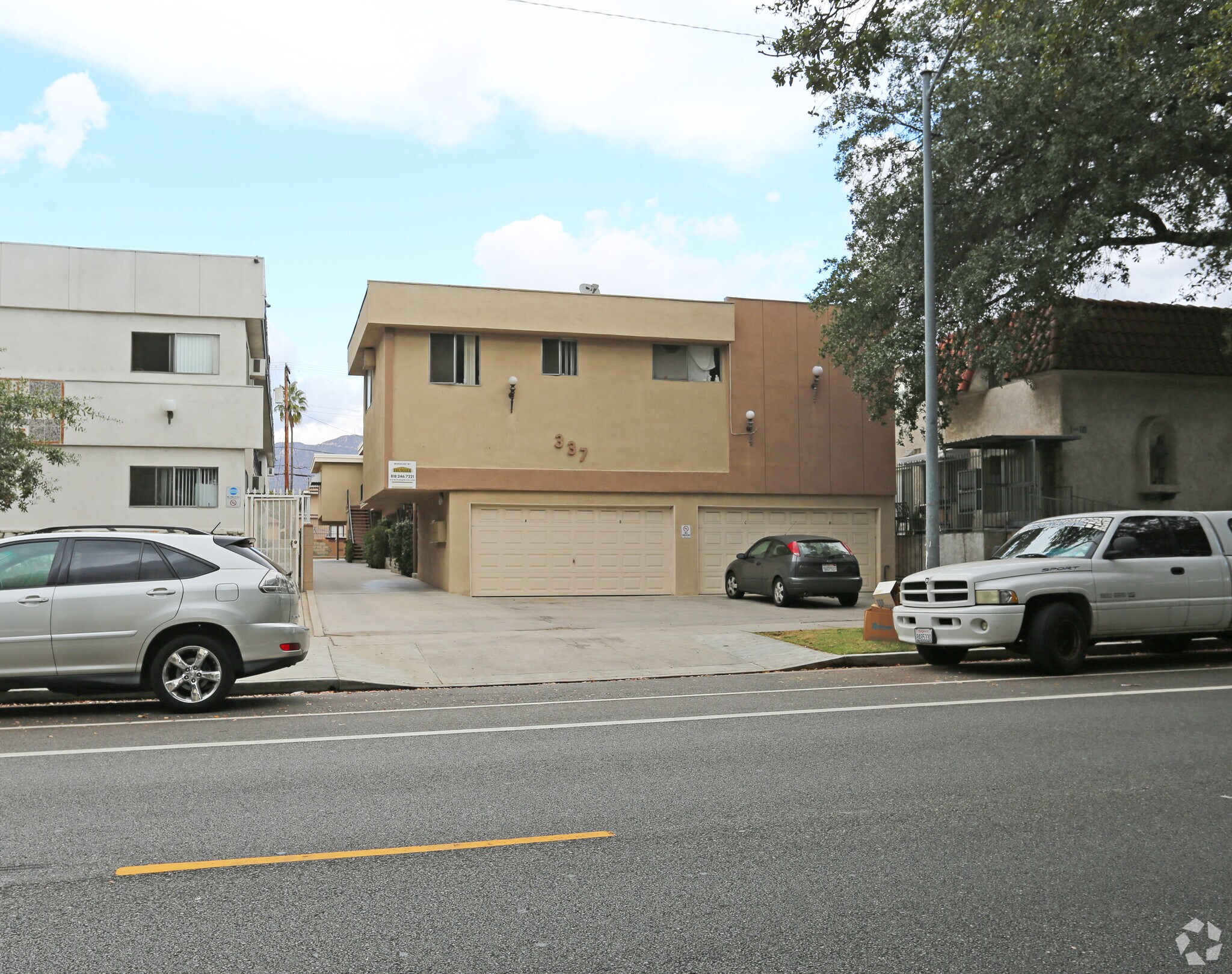 337 Riverdale Dr, Glendale, CA à vendre Photo principale- Image 1 de 5