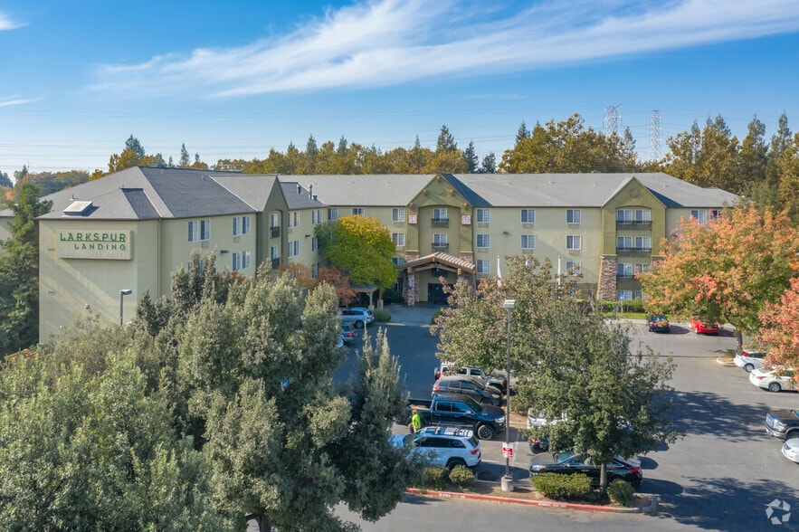 555 Howe Ave, Sacramento, CA à vendre - Photo principale - Image 1 de 5