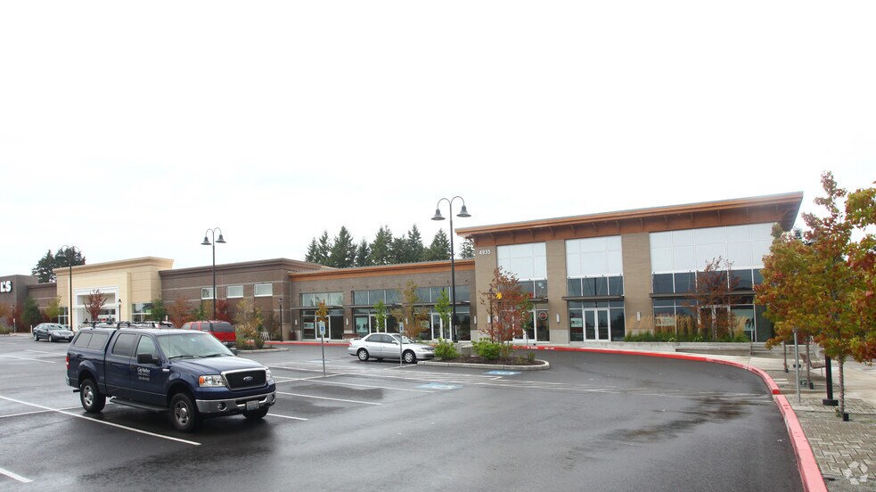 4831 Point Fosdick Dr NW, Gig Harbor, WA à louer - Photo du bâtiment - Image 2 de 4