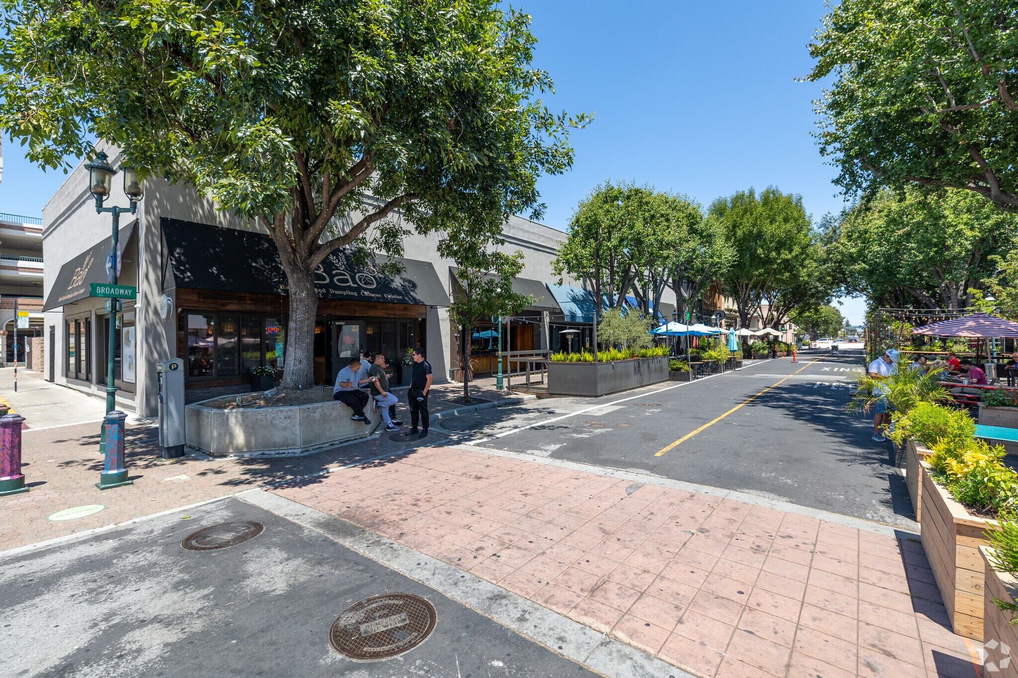 2030-2050 Broadway St, Redwood City, CA à vendre Photo principale- Image 1 de 6