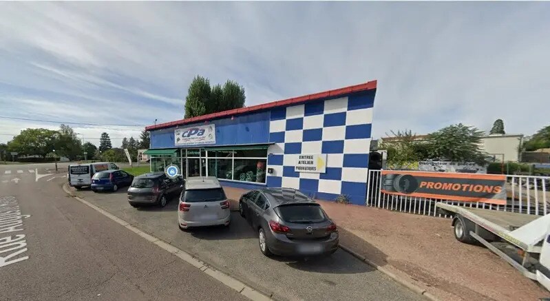 Flex in Chalon-sur-Saône for sale Building Photo- Image 1 of 3