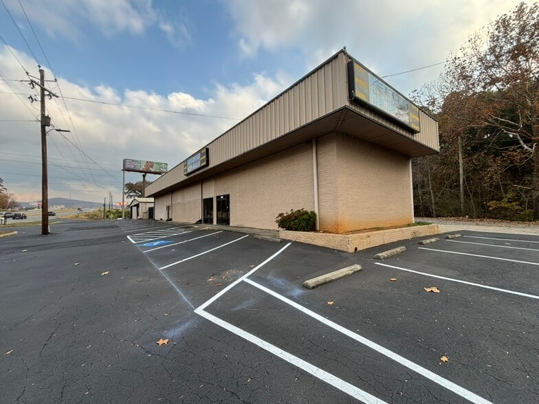 1189 Joe Frank Harris Pky, Cartersville, GA for lease - Building Photo - Image 2 of 19