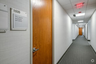 330 E Kilbourn Ave, Milwaukee, WI for lease Interior Photo- Image 2 of 5