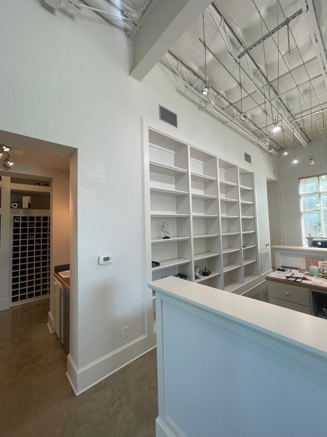 242 W Sunset Rd, San Antonio, TX 78209 - Unit 103 -  - Interior Photo - Image 1 of 19