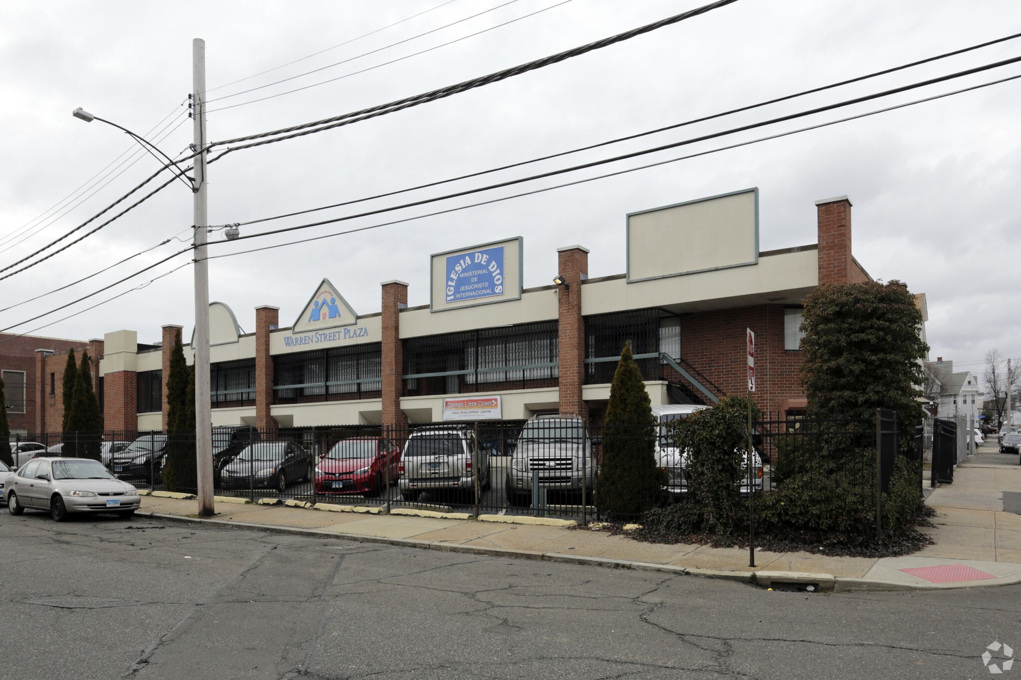 215 Warren St, Bridgeport, CT for lease Primary Photo- Image 1 of 12