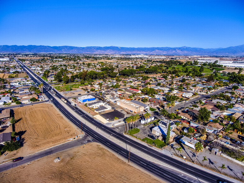 18738 5th St, Bloomington, CA for sale - Building Photo - Image 3 of 21