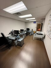 178 Brighton 11th St, Brooklyn, NY for lease Interior Photo- Image 2 of 7