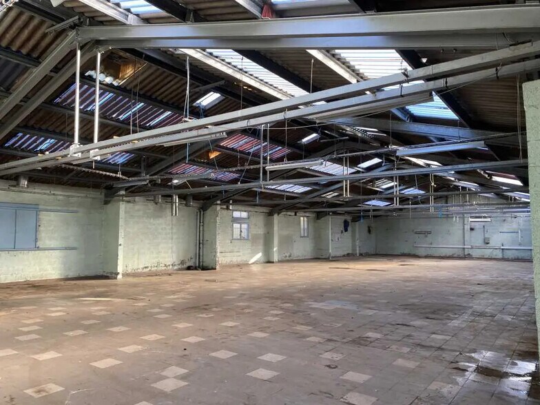 Flex in Lambersart for sale - Interior Photo - Image 2 of 6