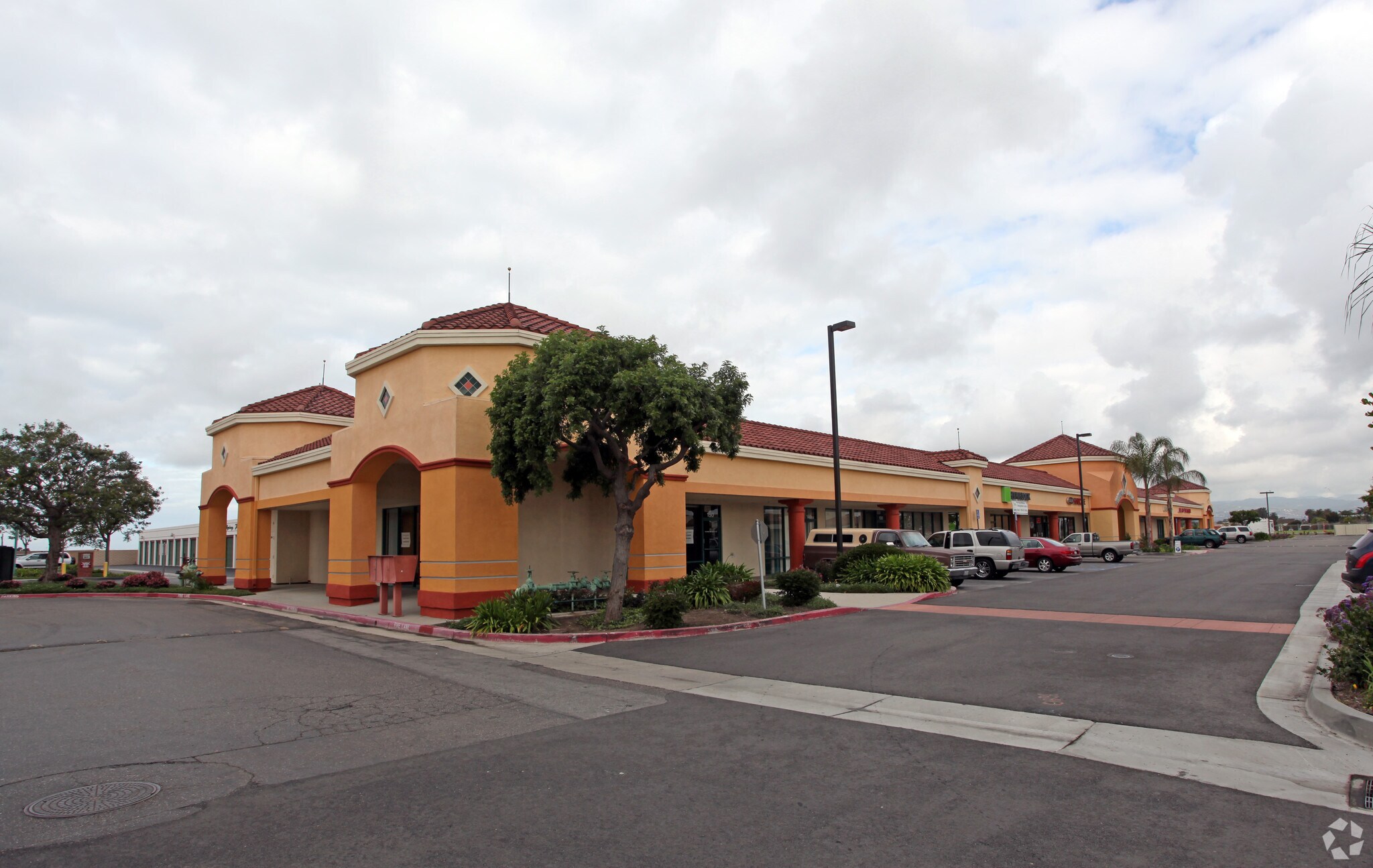 421 S Ventura Rd, Oxnard, CA for lease Building Photo- Image 1 of 11