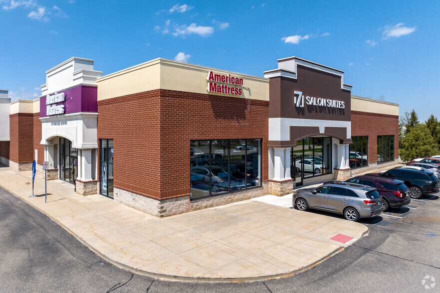 51347-51405 Gratiot Ave, Chesterfield, MI à louer - Photo du bâtiment - Image 2 de 7