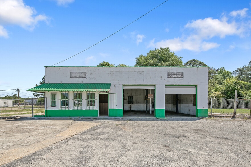 3579 Gillespie St, Fayetteville, NC for sale - Building Photo - Image 2 of 8