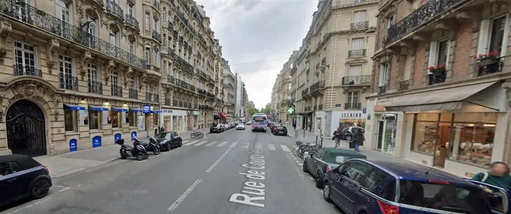 Retail in Paris for lease Building Photo- Image 1 of 5