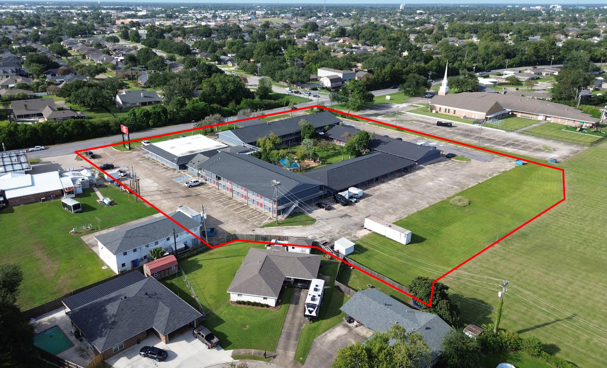 2115 Bayou Black Dr, Houma, LA for sale Primary Photo- Image 1 of 13