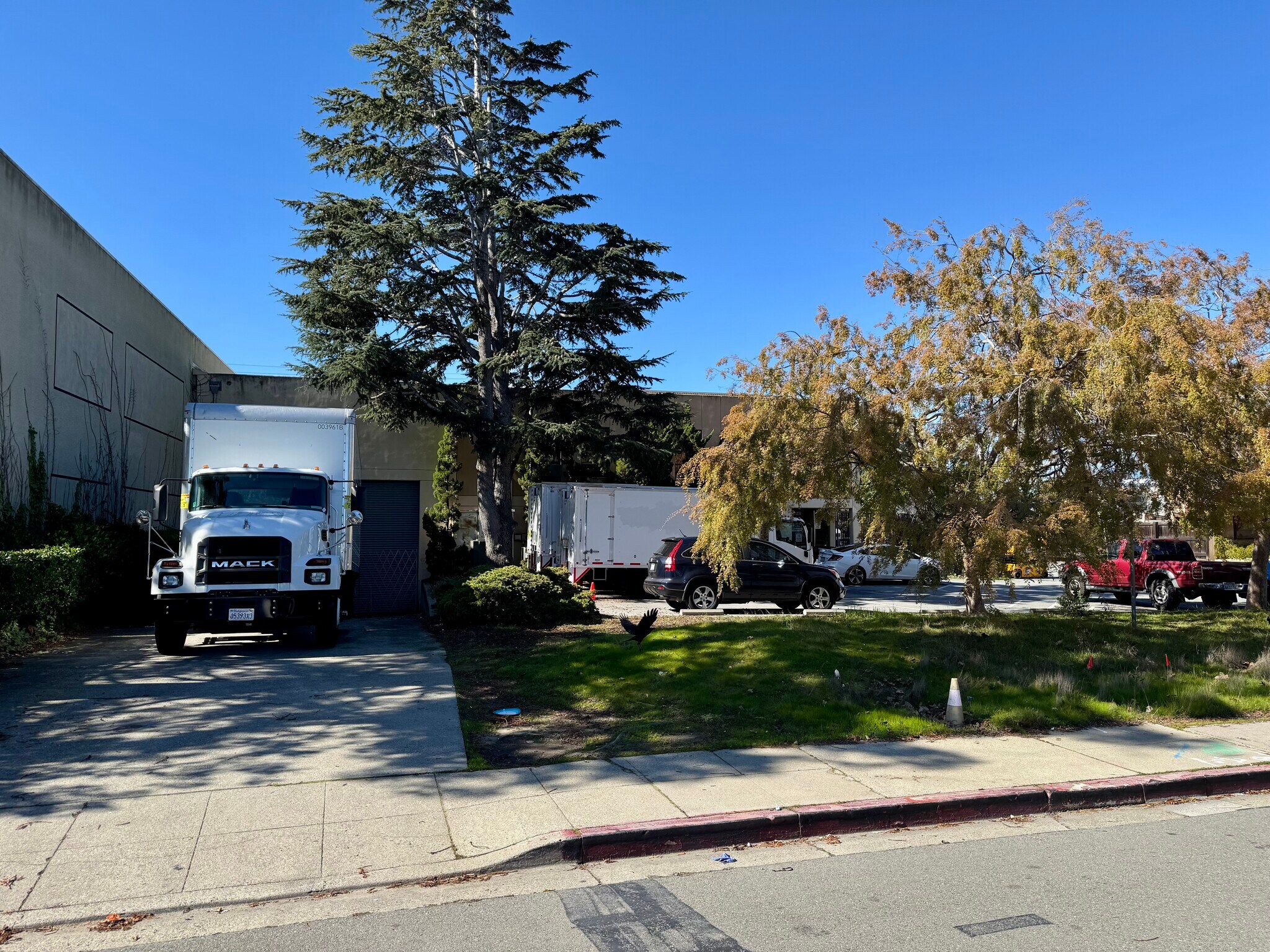 350 Hatch Dr, Foster City, CA à vendre Photo du bâtiment- Image 1 de 1