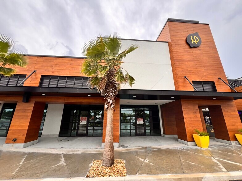 500-580 Atlantic Blvd, Neptune Beach, FL à louer - Photo du bâtiment - Image 1 de 10