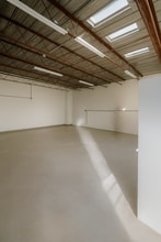 6020 Jessamine St, Houston, TX for lease Interior Photo- Image 2 of 2