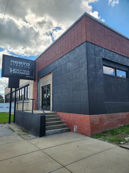 1301 E 31st St, Kansas City, MO for lease - Building Photo - Image 2 of 12