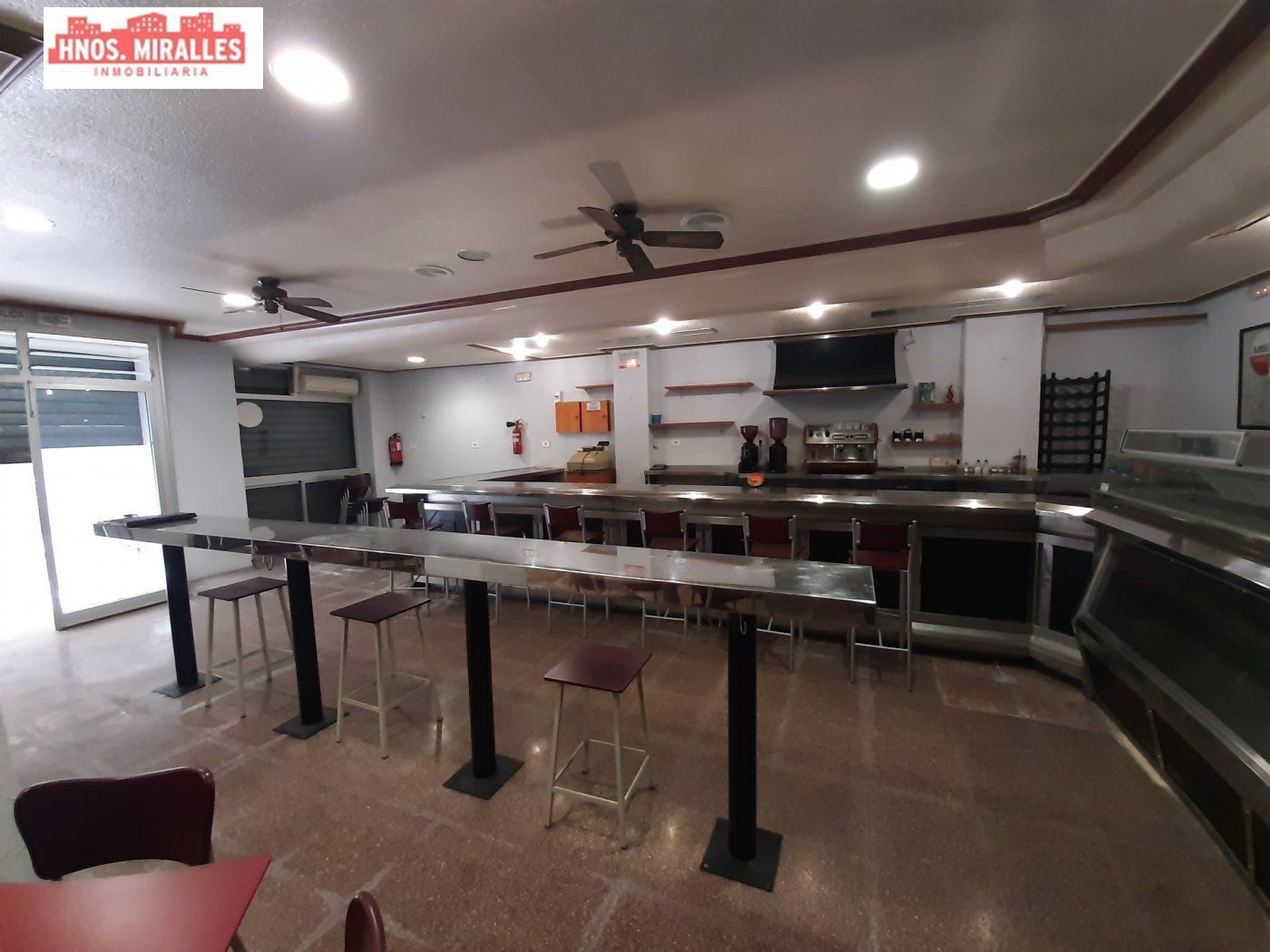 Retail in Elche, Alicante for sale Interior Photo- Image 1 of 19