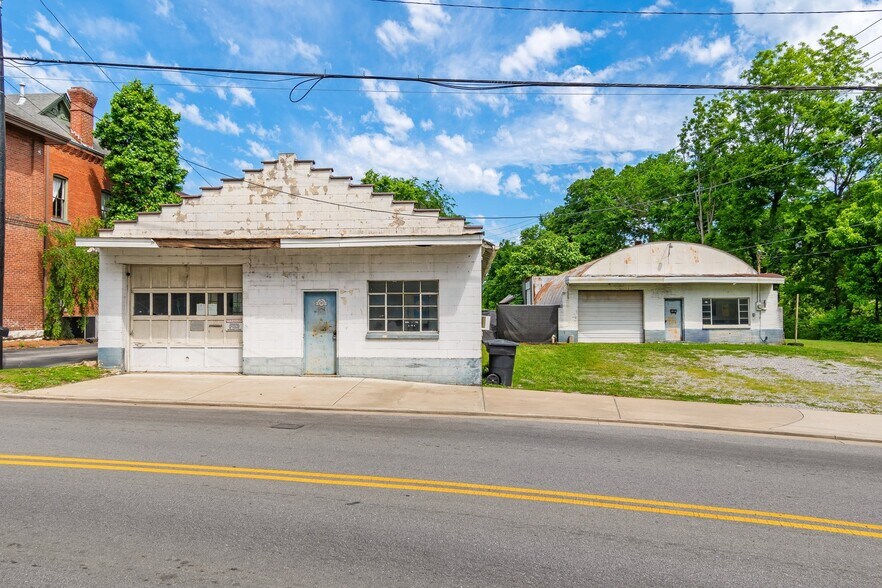 106 Bridge St, Franklin, TN à vendre - Photo du bâtiment - Image 1 de 10