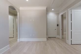 12406 Spring Cypress Rd, Tomball, TX for lease Interior Photo- Image 1 of 29
