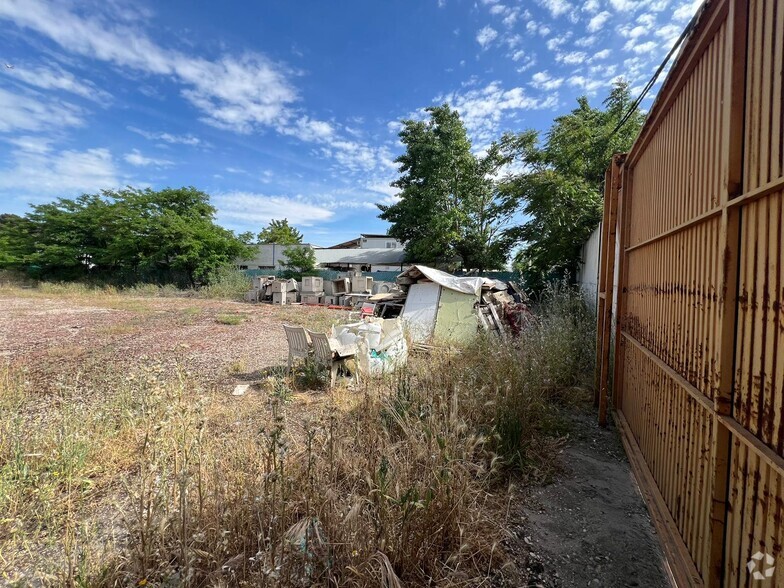 Carretera San Fernando de Henares, 4, Mejorada del Campo, Madrid à vendre - Photo du bâtiment - Image 3 de 3