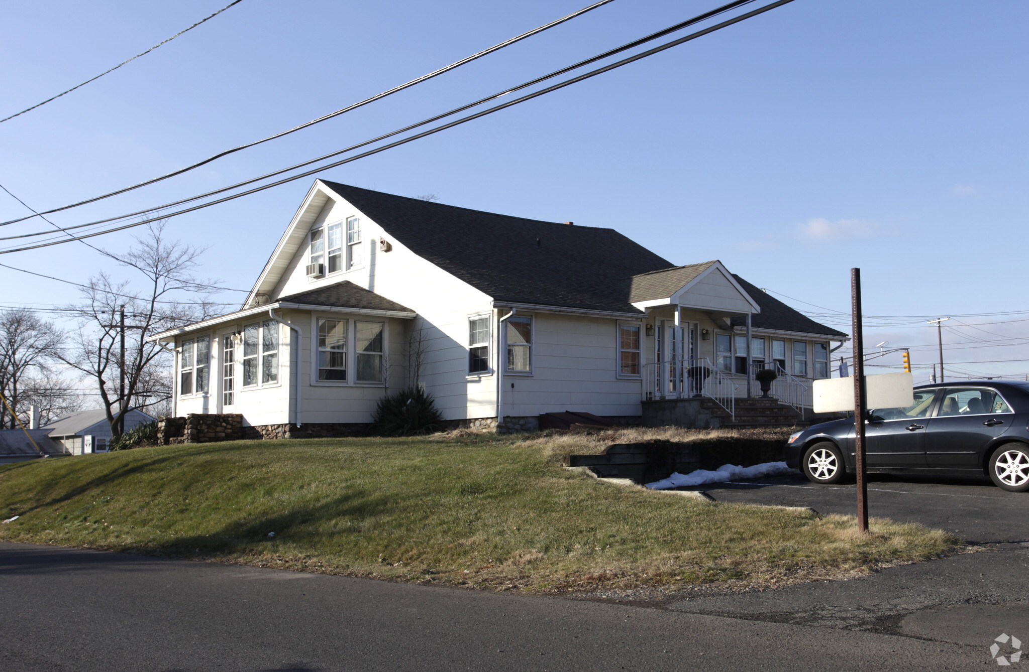 2077 Oak Tree Rd, Edison, NJ à vendre Photo principale- Image 1 de 1