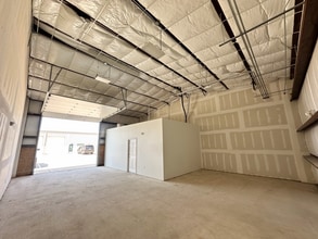 35 Nafta Cir, New Braunfels, TX à louer Photo intérieure- Image 2 de 5