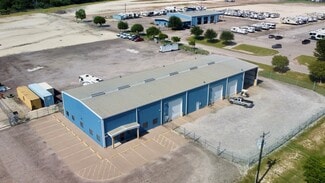 Plus de détails pour 110 E Barnett Dr, Cleburne, TX - Industriel à louer