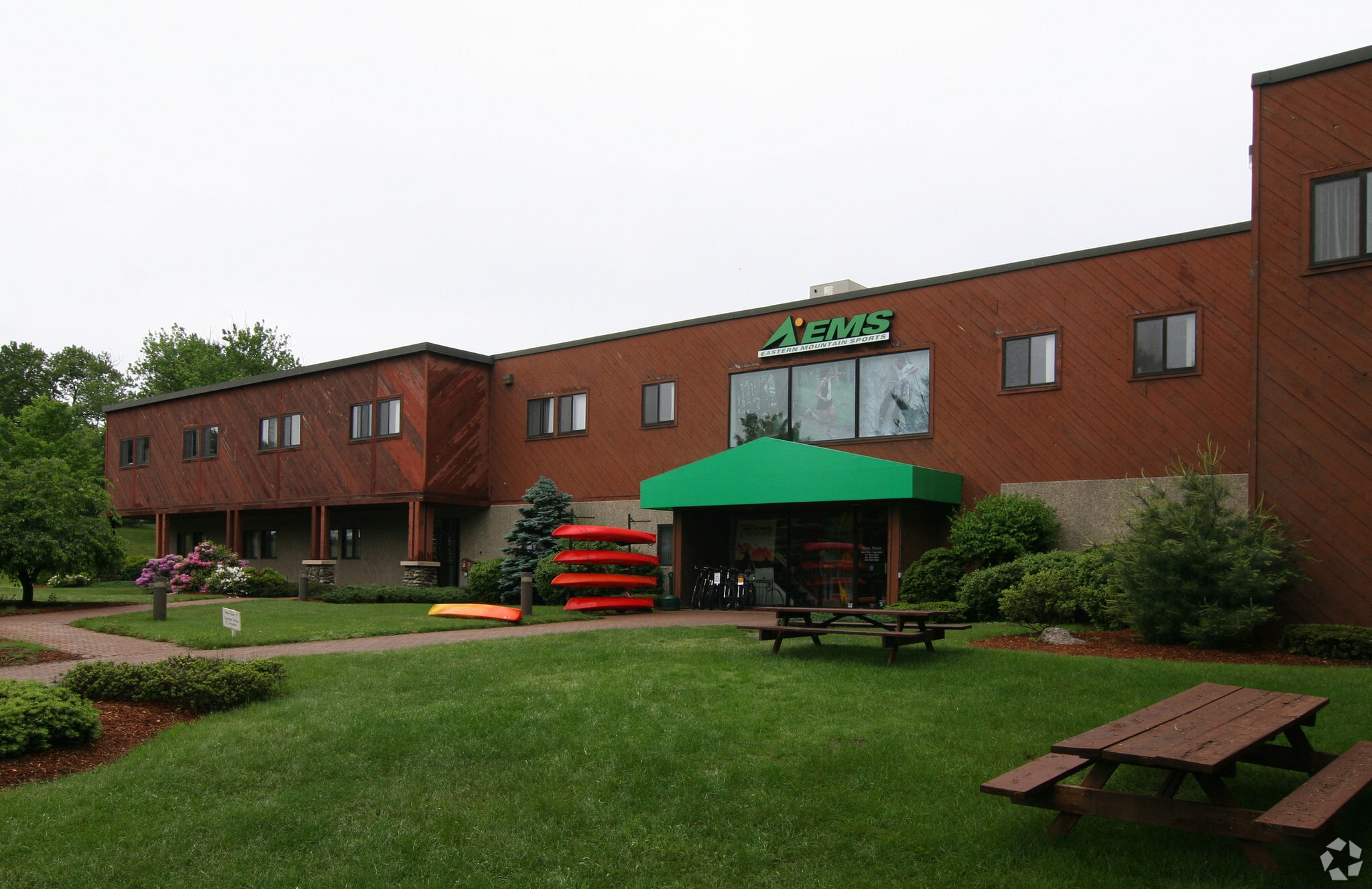 1 Vose Farm Rd, Peterborough, NH for lease Primary Photo- Image 1 of 5