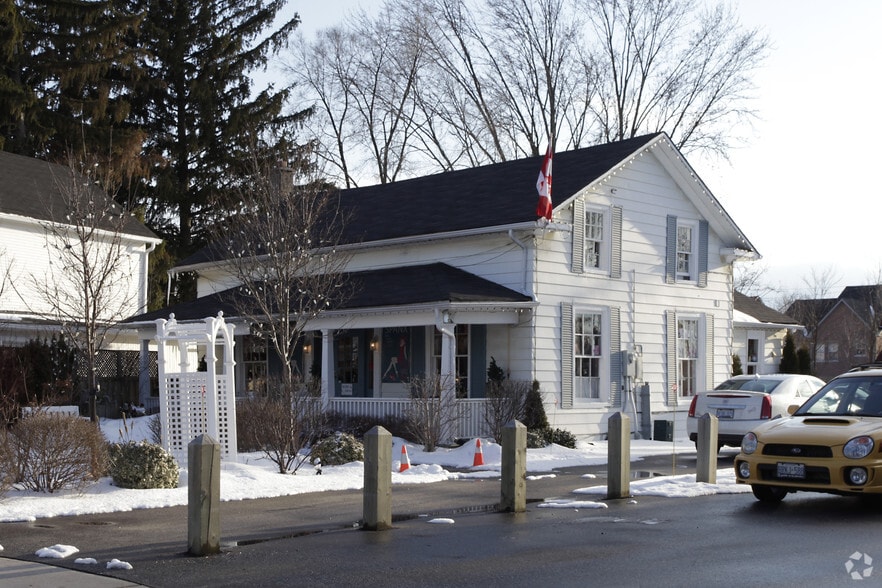 158 Main Street Unionville, Unionville, ON à louer - Photo principale - Image 1 de 2