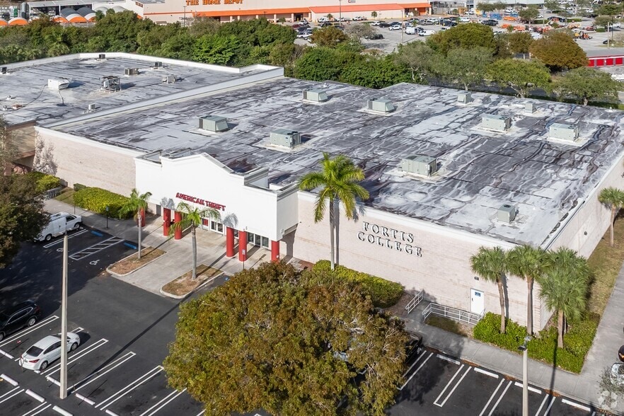 19600 S Dixie Hwy, Miami, FL for lease - Building Photo - Image 2 of 4
