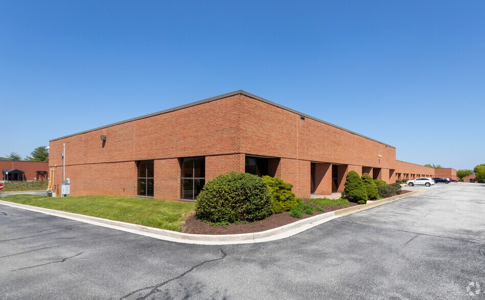 112-148 Lakefront Dr, Hunt Valley, MD à louer - Aérien - Image 2 de 9