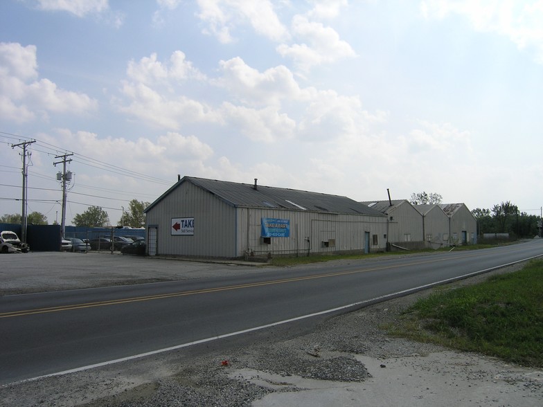 3520 Meyer Rd, Fort Wayne, IN à vendre - Photo du bâtiment - Image 1 de 1