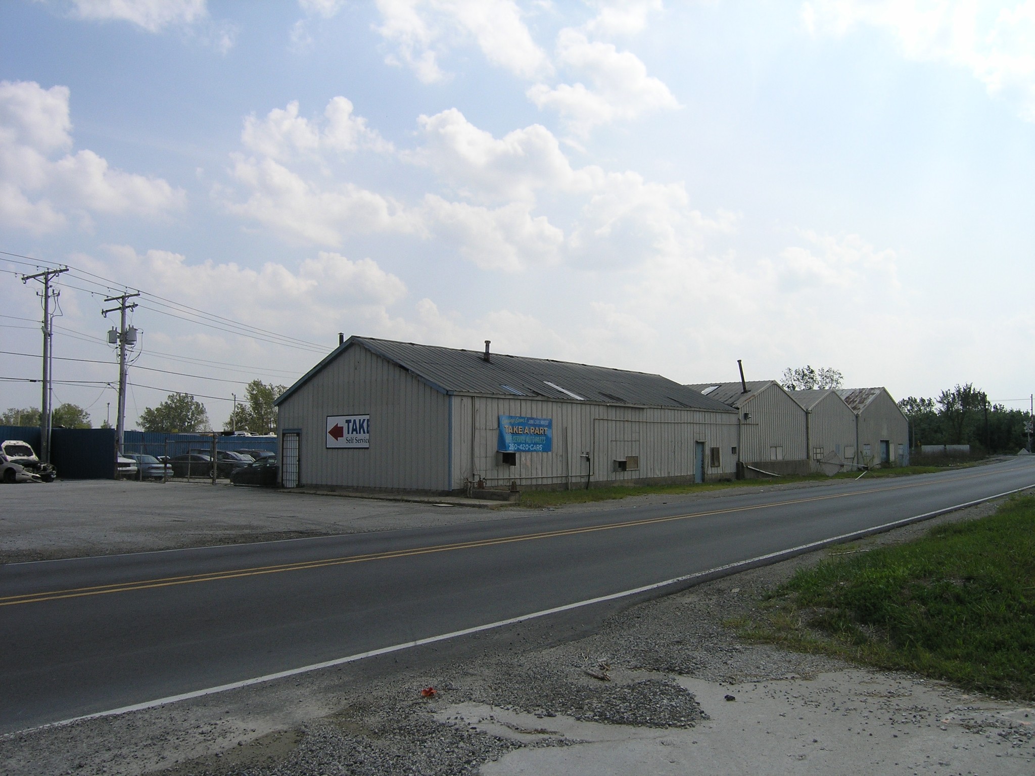 3520 Meyer Rd, Fort Wayne, IN à vendre Photo du bâtiment- Image 1 de 1