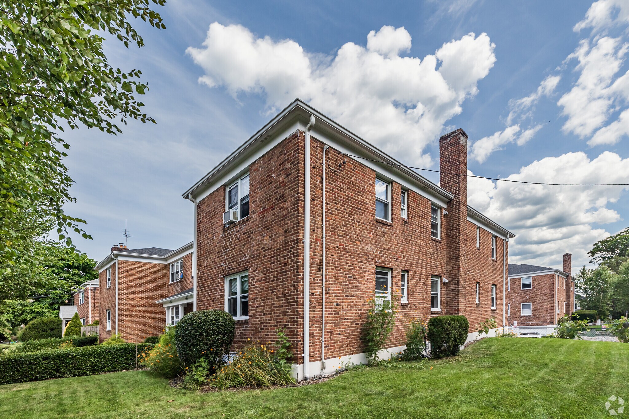 39 Spruce St, Great Neck, NY à vendre Photo principale- Image 1 de 17