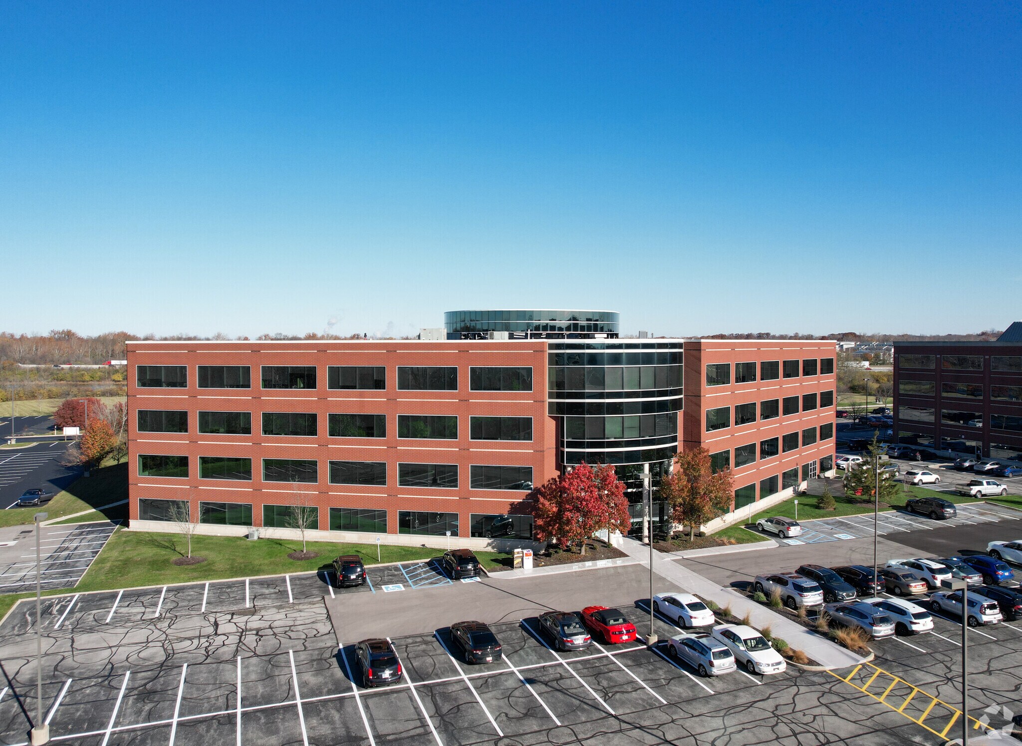 8520 Allison Pointe Blvd, Indianapolis, IN à louer Photo du bâtiment- Image 1 de 16