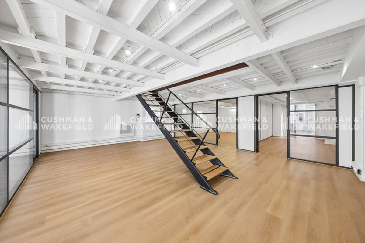 Office in Marseille for lease Building Photo- Image 1 of 16