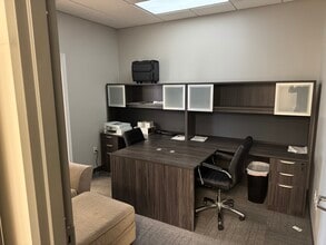 5037 Cleveland St, Virginia Beach, VA for lease Interior Photo- Image 1 of 16