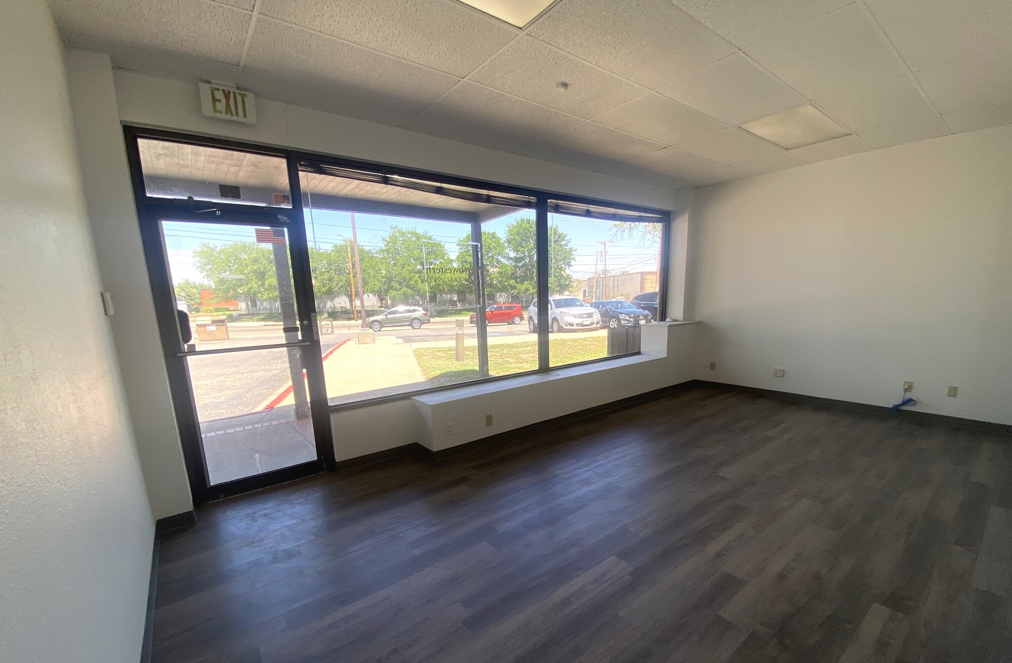 2600 Paramount Blvd, Amarillo, TX for lease Interior Photo- Image 1 of 11