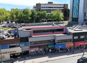 604-614 W Broadway, Vancouver, BC à louer Photo du bâtiment- Image 1 de 4