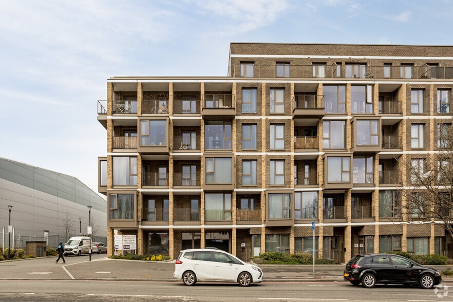 2 Purley Way, Croydon à vendre - Photo du bâtiment - Image 3 de 3