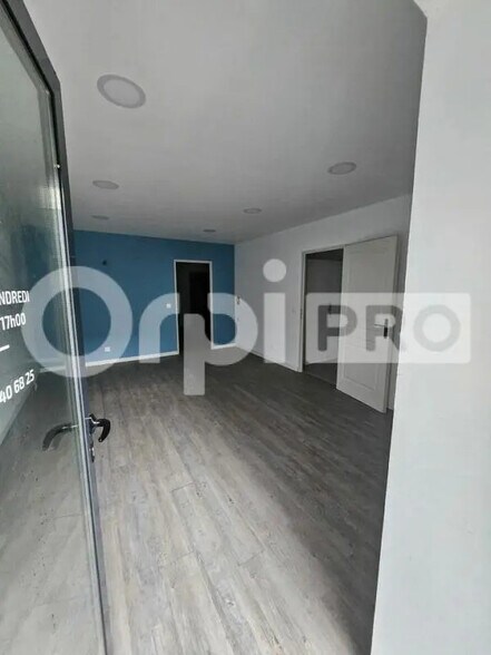 Flex dans Cormontreuil à louer - Photo du bâtiment - Image 2 de 7