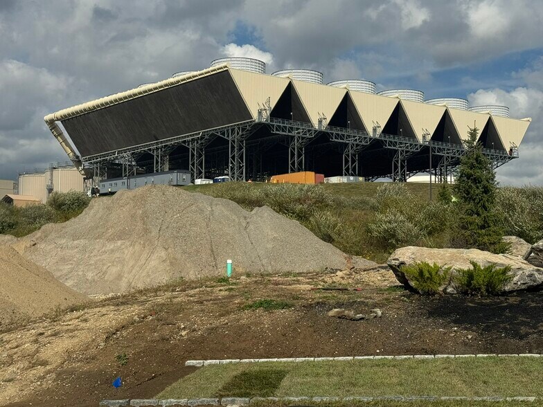 3 Woodruff Hill Rd, Oxford, CT à vendre - Photo du bâtiment - Image 3 de 7