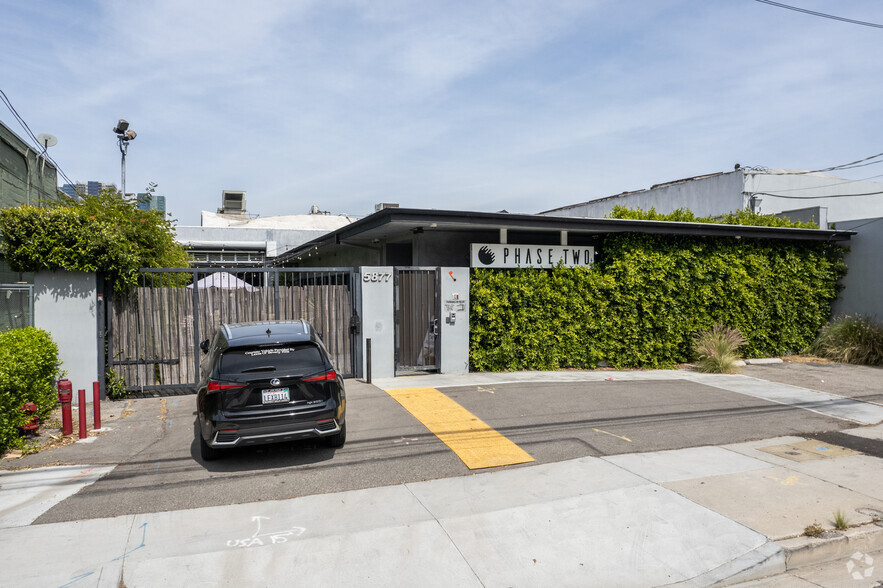 5877 Obama Blvd, Los Angeles, CA for lease - Primary Photo - Image 1 of 34