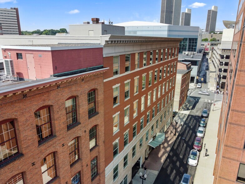 40 Beaver St, Albany, NY à louer - Photo du bâtiment - Image 3 de 37
