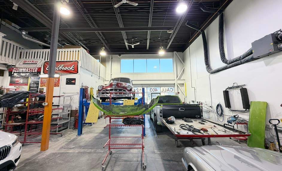2966 Main St SE, Airdrie, AB T4B 3G5 - Unité 106 & 107 - - Photo intérieure - Image 2 of 2