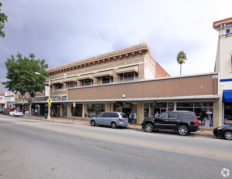 129-131 N Glassel St, Orange, CA for lease - Building Photo - Image 2 of 4