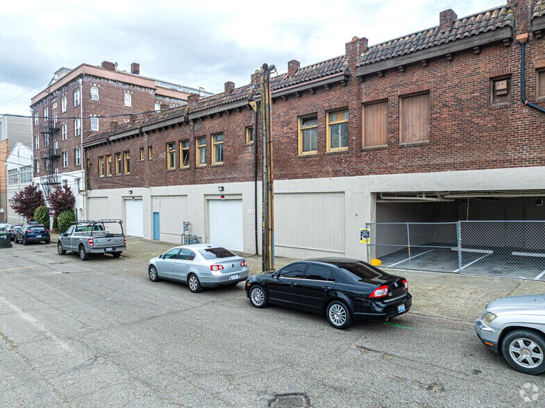 15-29 Tacoma Ave N, Tacoma, WA à louer - Photo du bâtiment - Image 3 de 9