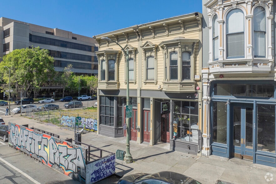 717 & 725 Washington Street portfolio of 2 properties for sale on LoopNet.ca - Building Photo - Image 3 of 12