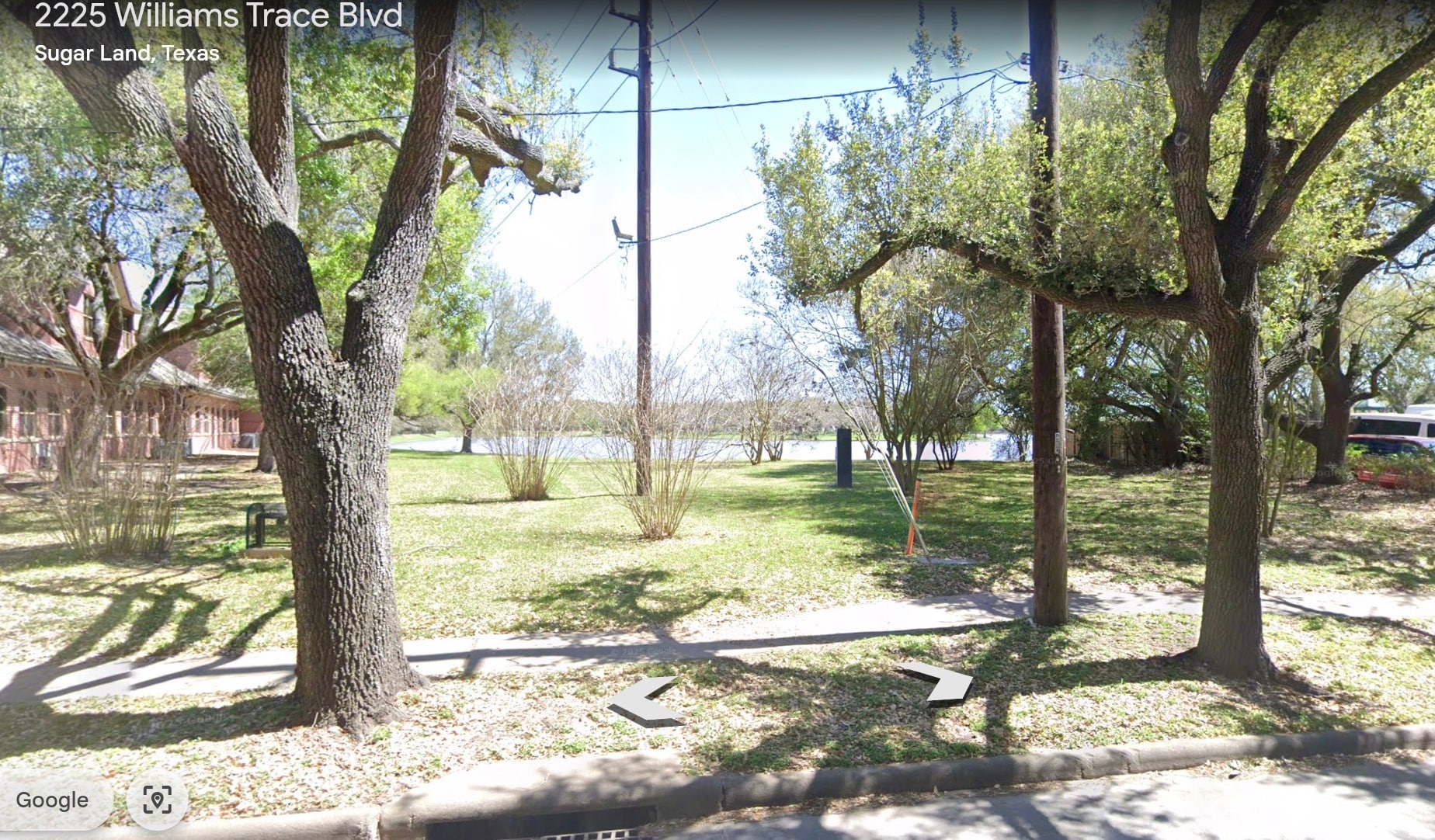 2255 Williams Trace Blvd, Sugar Land, TX à vendre Photo du bâtiment- Image 1 de 16